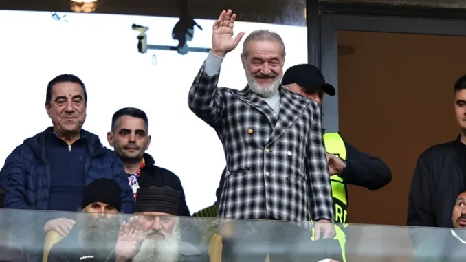 Vin-banii-la-Gigi-Becali.-Cum-explodeaza-sumele-cu-transferul-lui-Alibec-„Iau-de-trei-ori-mai-multi-bani