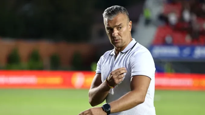 Andrei-Nicolescu-a-inceput-sa-rada-de-tactica-lui-Daniel-Pancu-selectionerul-U21-care-l-a-trimis-acasa-pe-Catalin-Cirjan-1400x933